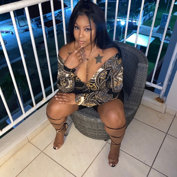 Meet your Posher, Jocelyn - Picture 12 of 12